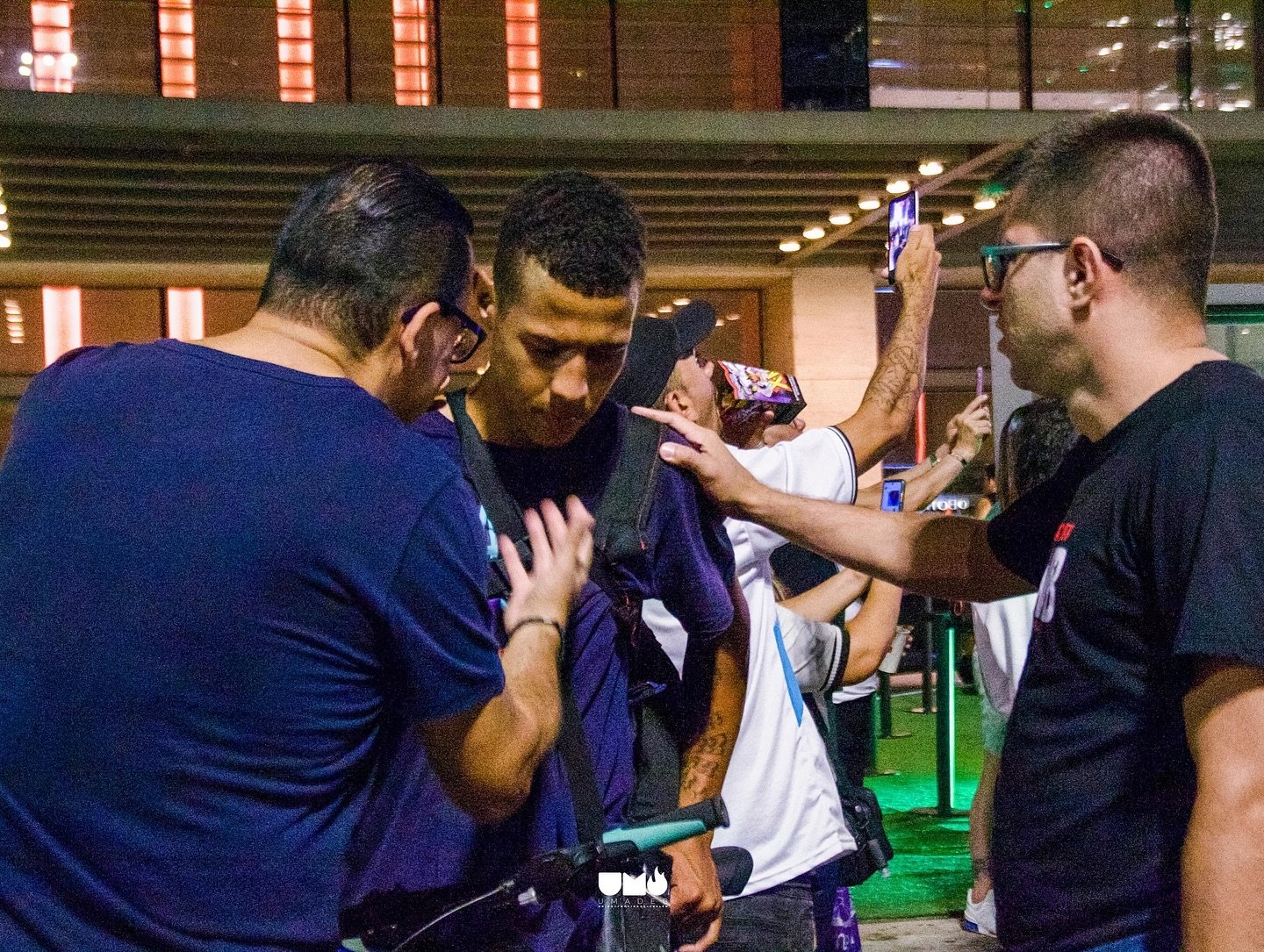 4127554347- Jovens evangelizam com coral na Avenida Paulista: “Levando a luz do Evangelho”